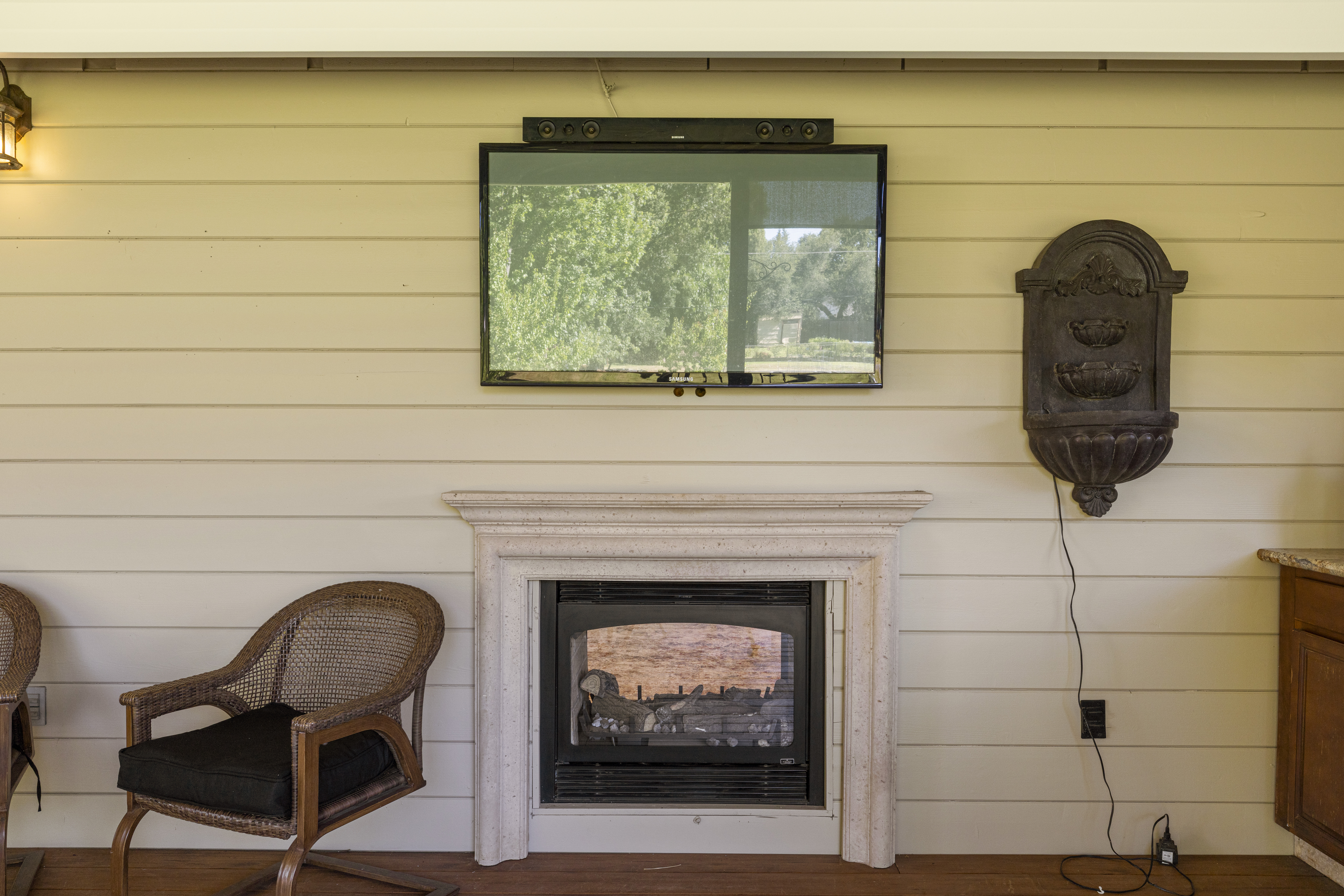  8723 Phoenix Avenue, Fair Oaks, CA 95628 - 物件實景