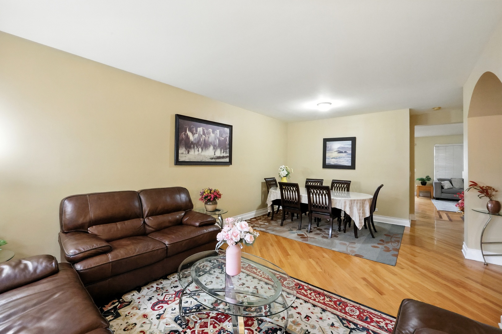 Vernon Hills, Illinois, 60061, United States, 4 Bedrooms Bedrooms, ,4 BathroomsBathrooms,Residential,For Sale,1924682