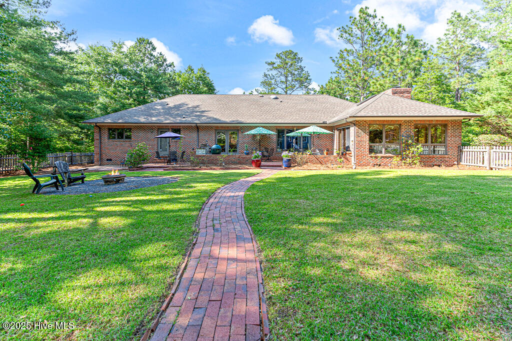 Pinehurst, North Carolina, 28374, United States, 3 Bedrooms Bedrooms, ,4 BathroomsBathrooms,Residential,For Sale,1875660