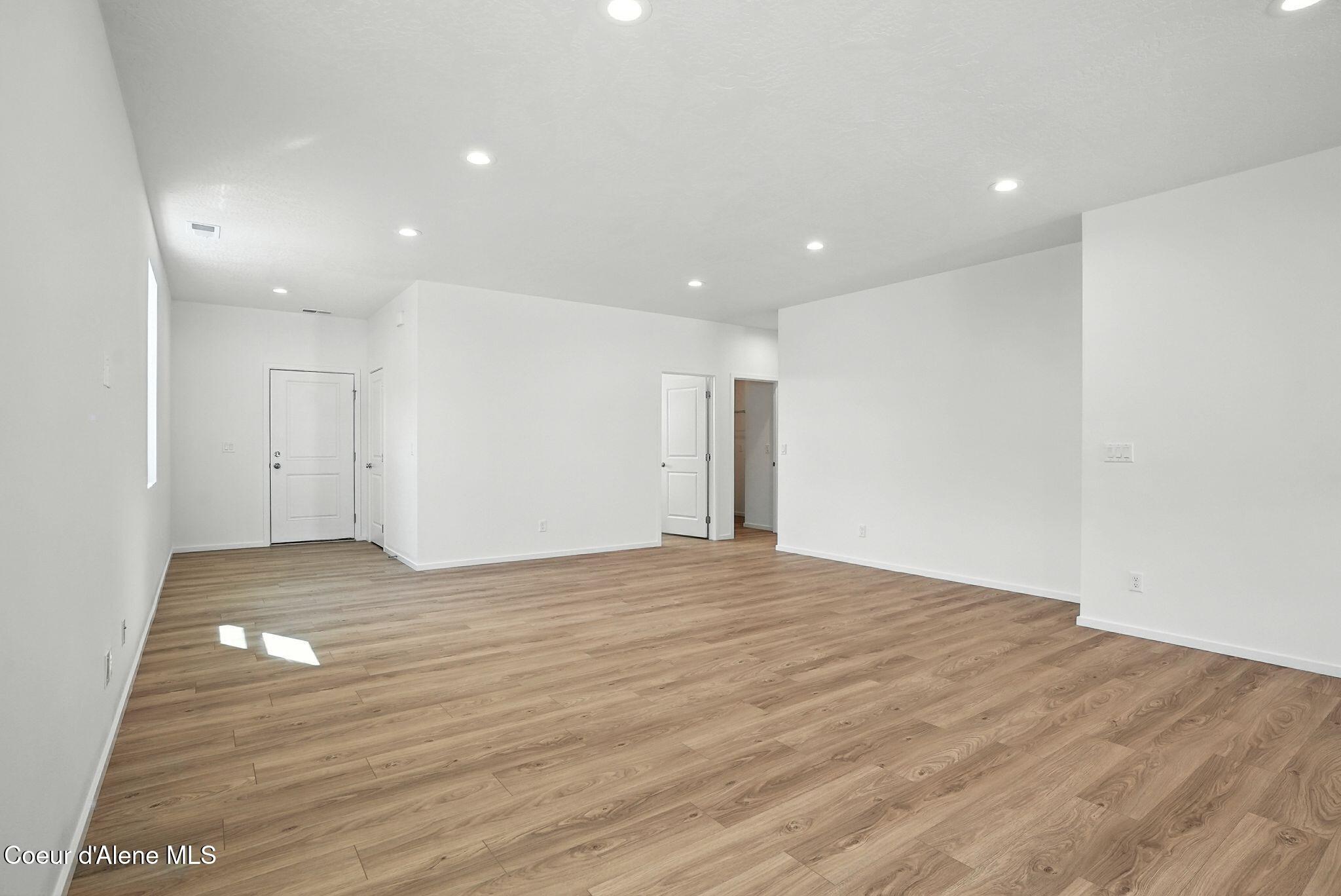 Post Falls, Idaho, 83854, United States, 3 Bedrooms Bedrooms, ,Residential,For Sale,1988567