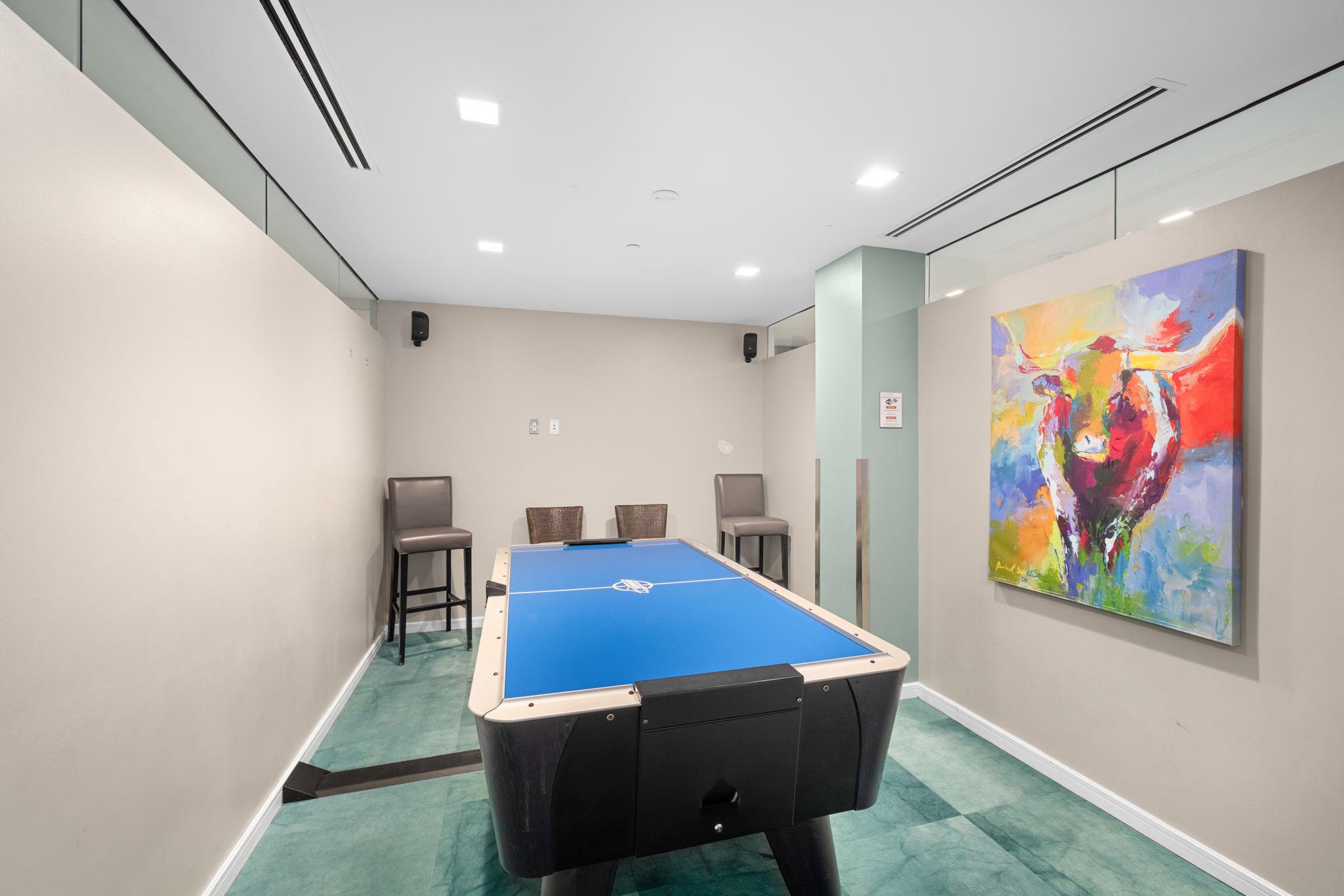  8370 Greensboro Drive, Mclean, VA, 22102 - 物件實景