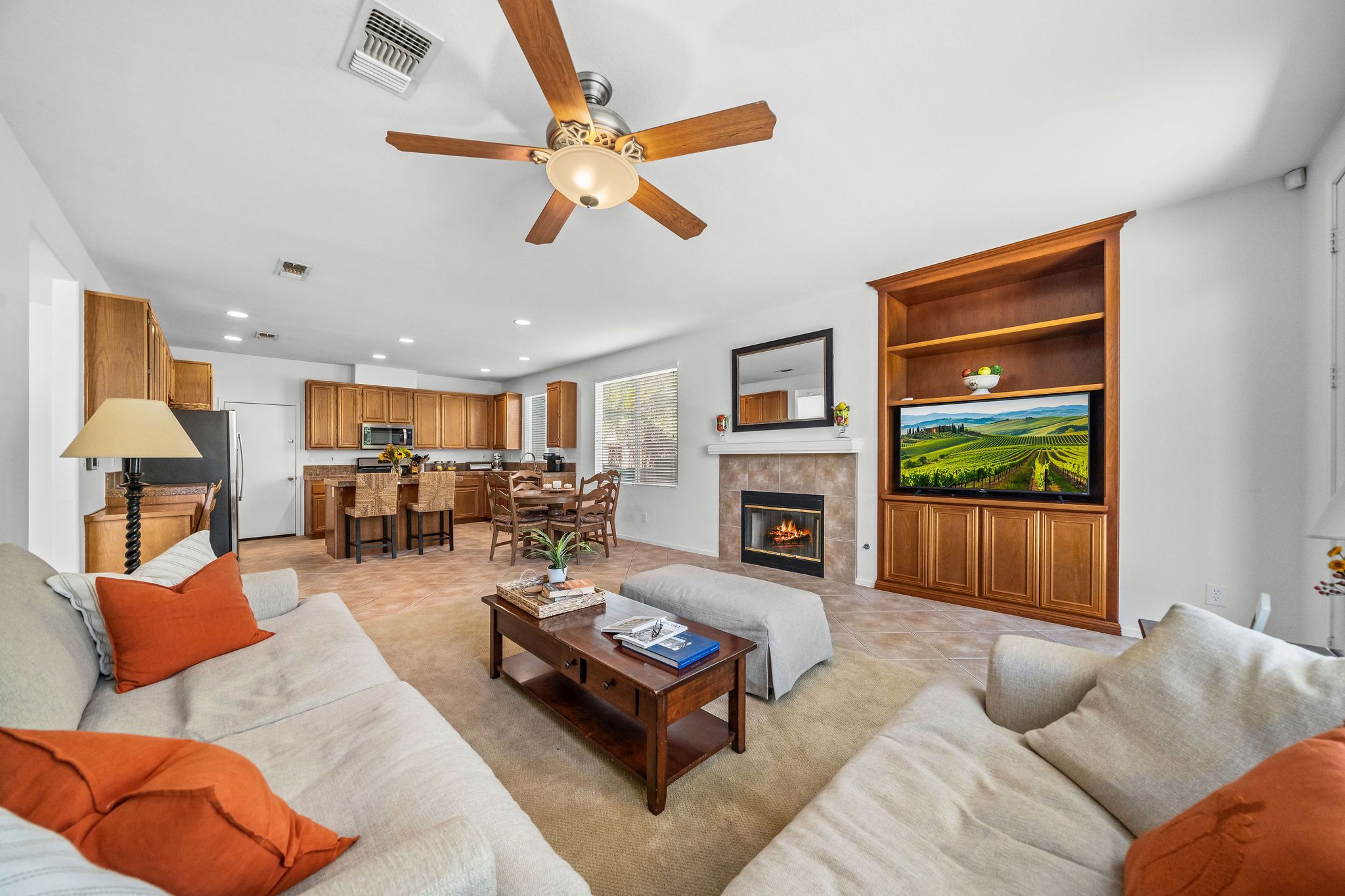  26136 Castle Lane, Murrieta, CA 92563 - 物件實景