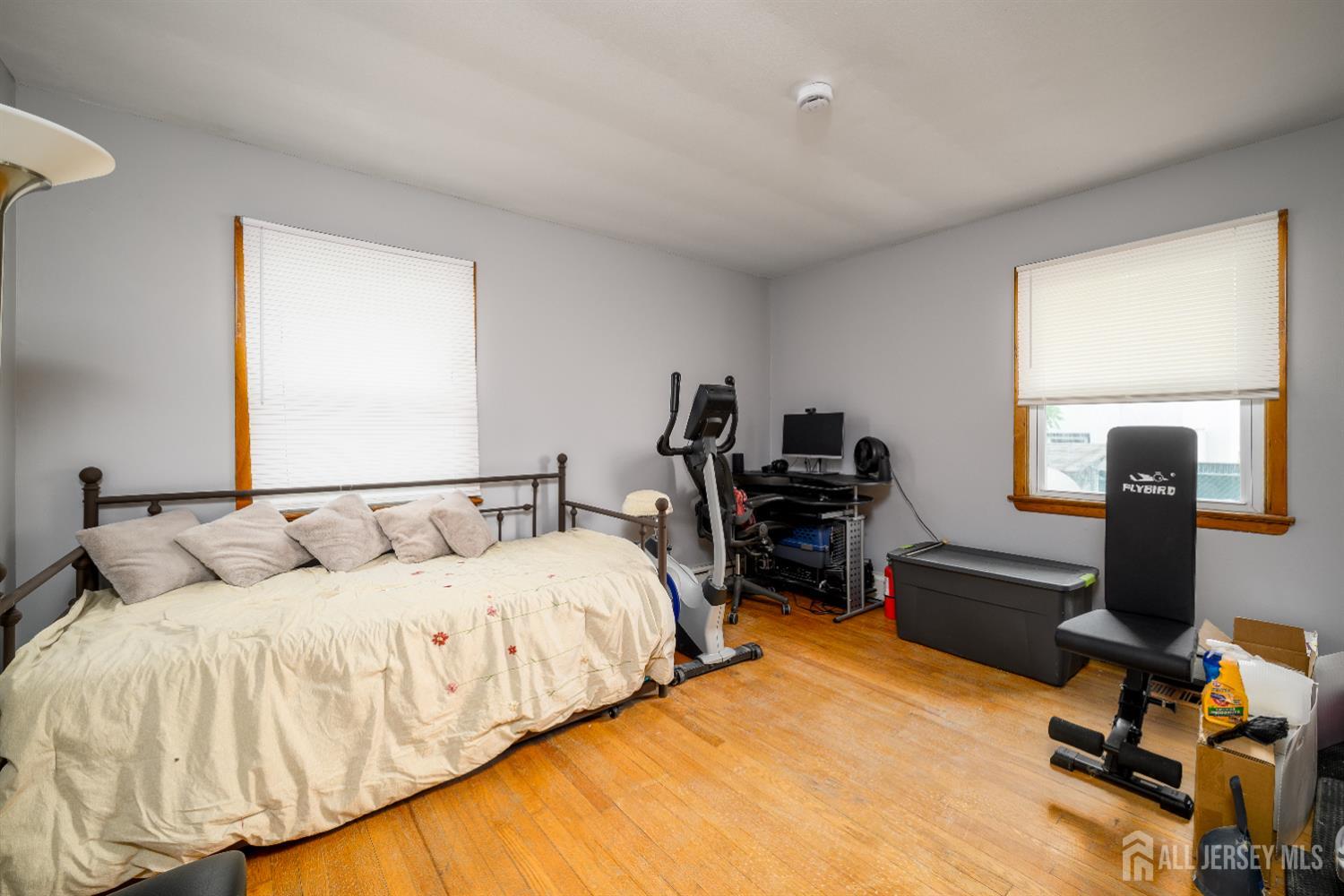 Fords, New Jersey, 08863, United States, 4 Bedrooms Bedrooms, ,2 BathroomsBathrooms,Residential,For Sale,1901910