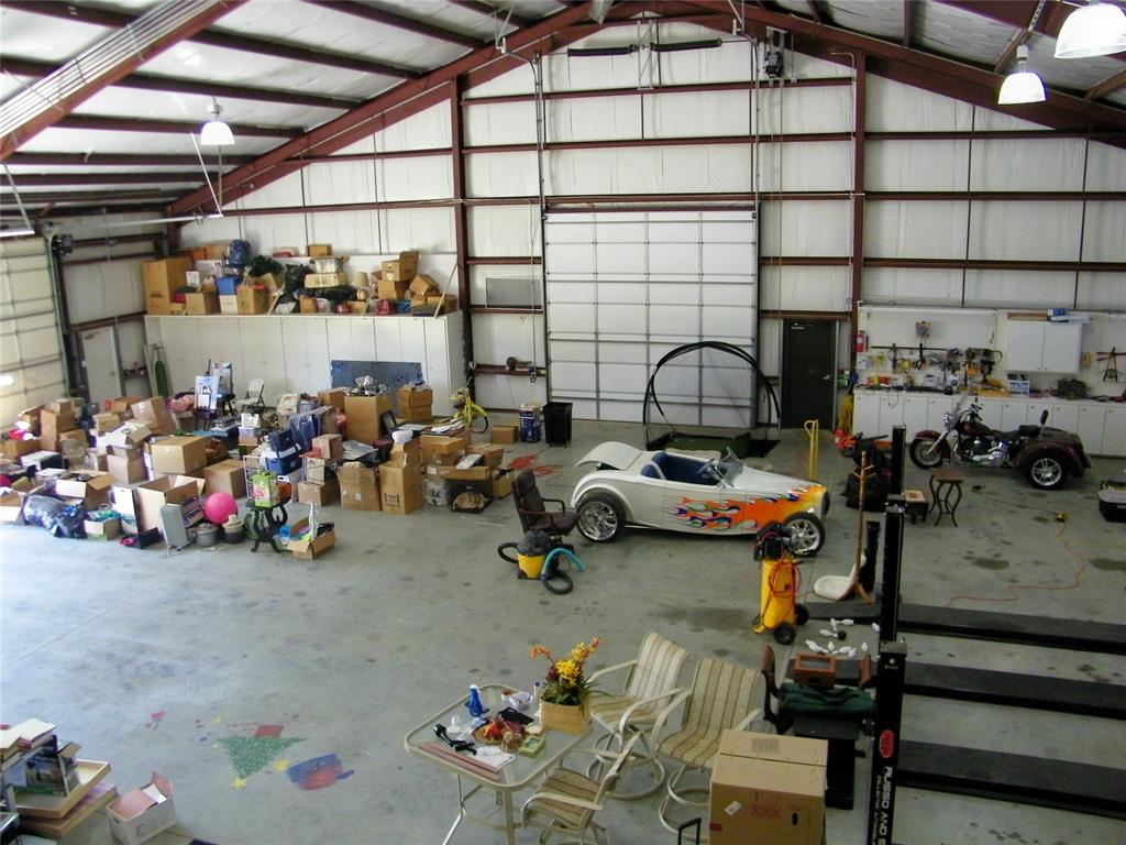 Fort Gibson, Oklahoma, 74434, United States, 2 Bedrooms Bedrooms, ,3 BathroomsBathrooms,Residential,For Sale,1982810