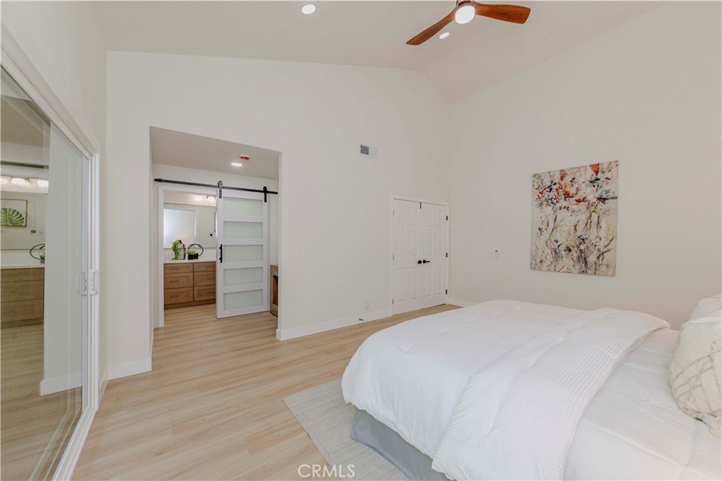 Fullerton, California, 92833, United States, 2 Bedrooms Bedrooms, ,3 BathroomsBathrooms,Residential,For Sale,1890982