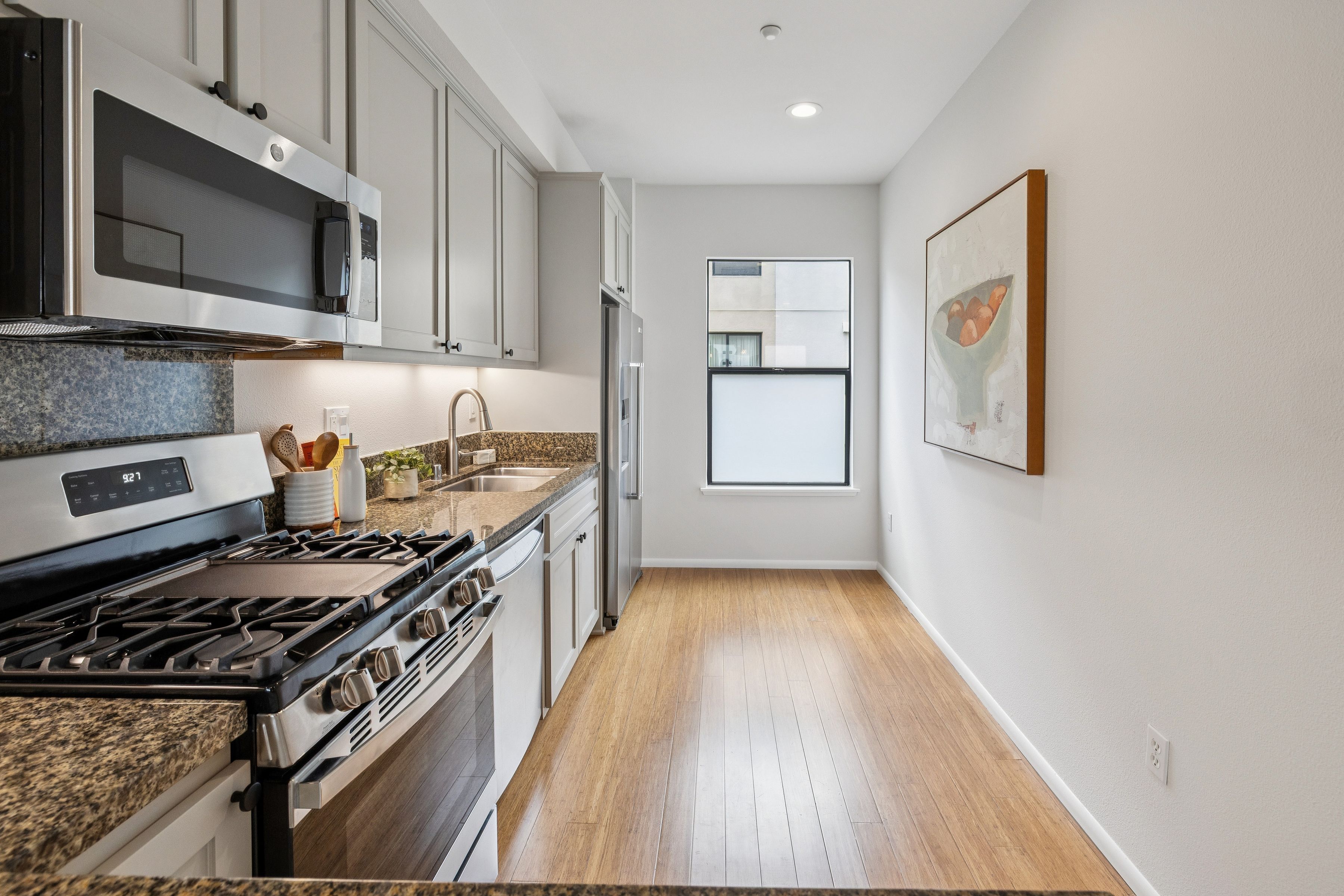  Modern Townhome in Prime North Oakland - 物件實景