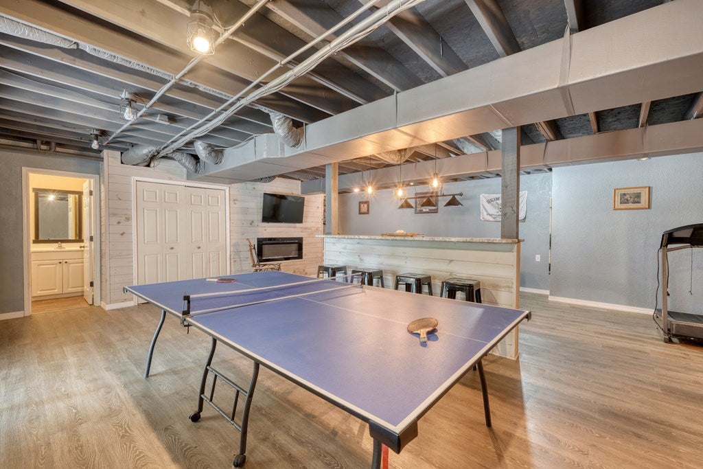 Murphy, North Carolina, 28906, United States, 3 Bedrooms Bedrooms, ,3 BathroomsBathrooms,Residential,For Sale,1902366