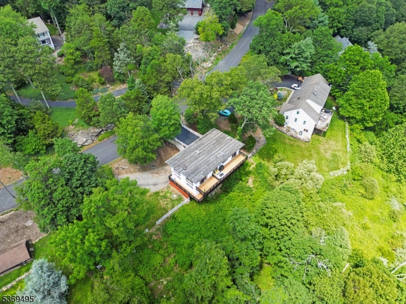 Kinnelon Boro, New Jersey, 07405, United States, 5 Bedrooms Bedrooms, ,4 BathroomsBathrooms,Residential,For Sale,1939062