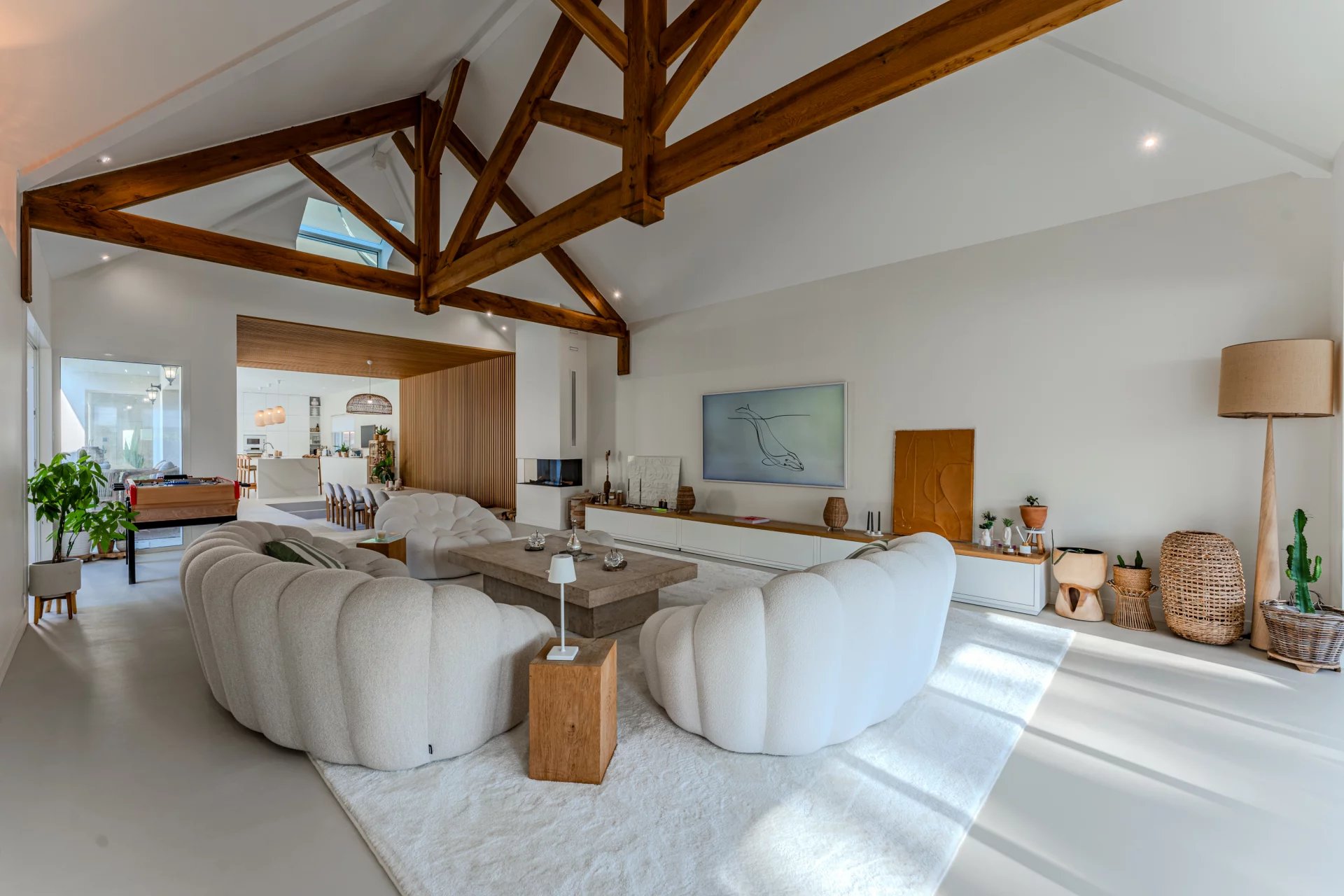 Arcachon, New Aquitaine, 33120, FR, 5 Bedrooms Bedrooms, ,Residential,For Sale,1996092