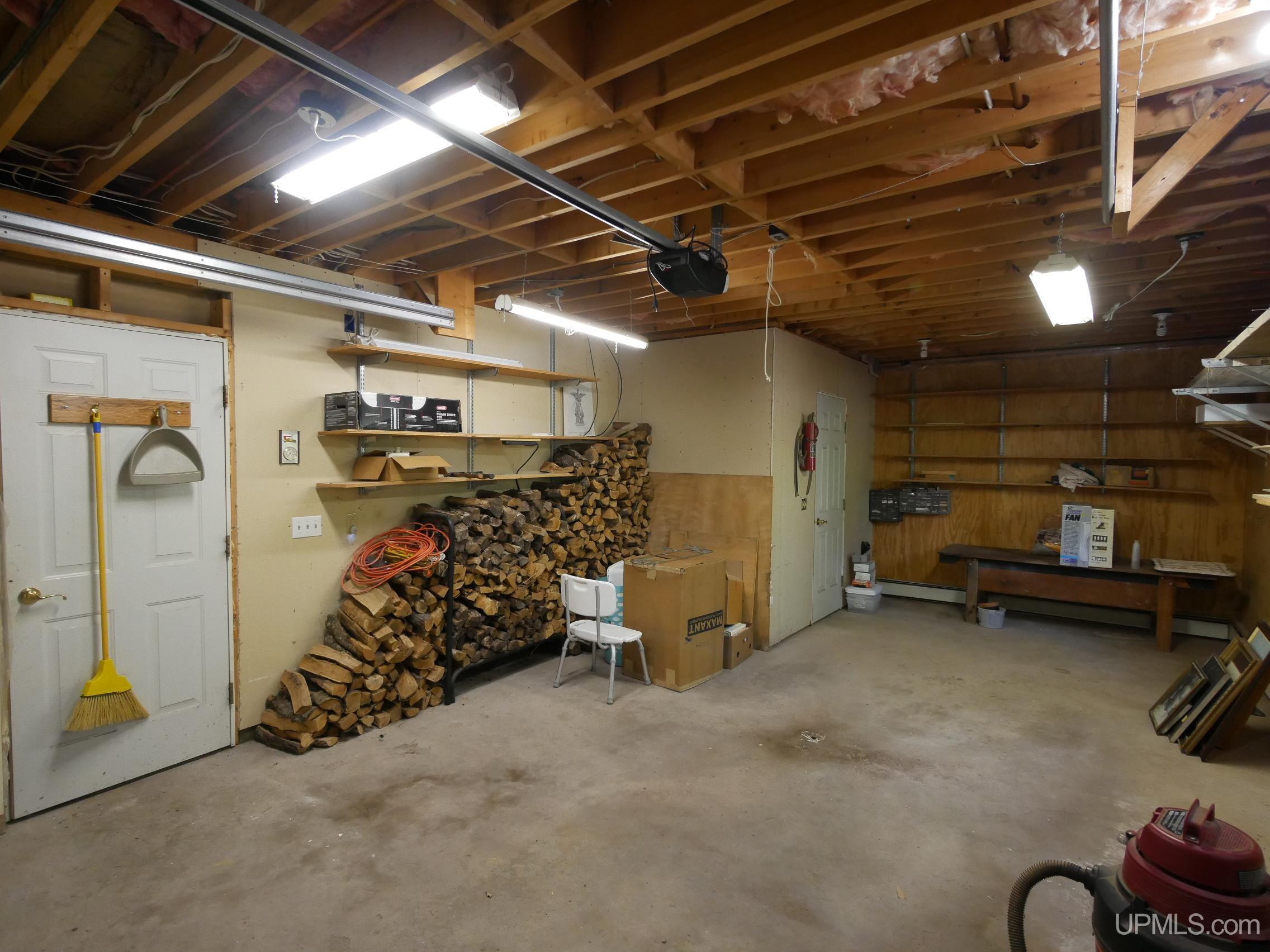 Copper Harbor, Michigan, 49918, United States, 3 Bedrooms Bedrooms, ,3 BathroomsBathrooms,Residential,For Sale,1924307