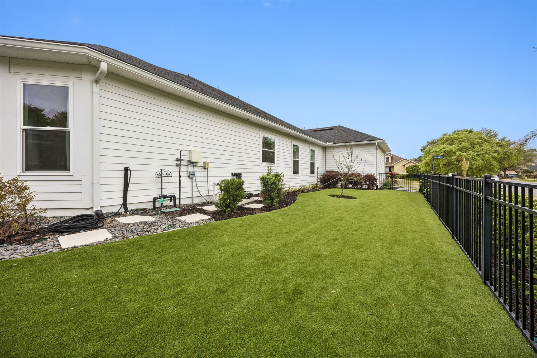 Fernandina Beach, Florida, 32034, United States, 3 Bedrooms Bedrooms, ,2 BathroomsBathrooms,Residential,For Sale,2031071