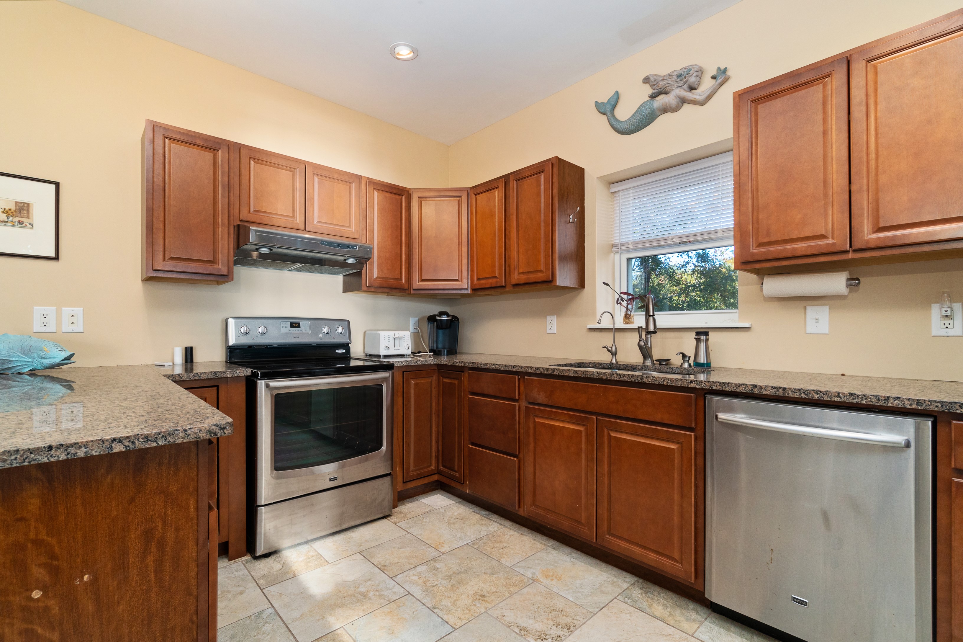 Oriental, North Carolina, 28571, United States, 3 Bedrooms Bedrooms, ,3 BathroomsBathrooms,Residential,For Sale,1985657