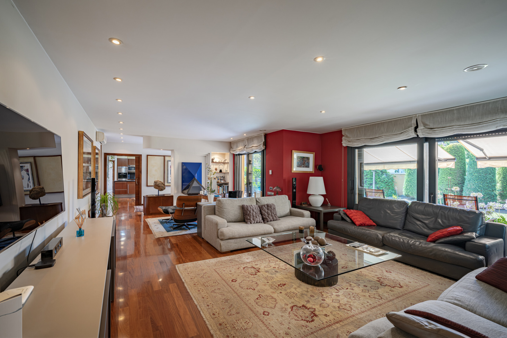  Extraordinary property with two separate houses in a privileged location - 物件實景