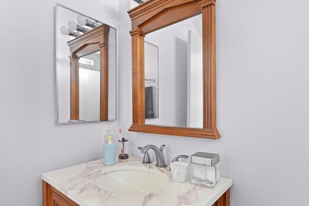 San Diego, California, 92139, United States, 3 Bedrooms Bedrooms, ,2 BathroomsBathrooms,Residential,For Sale,1933379