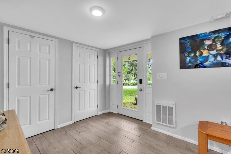 Franklin Twp., New Jersey, 07882, United States, 4 Bedrooms Bedrooms, ,3 BathroomsBathrooms,Residential,For Sale,1957120