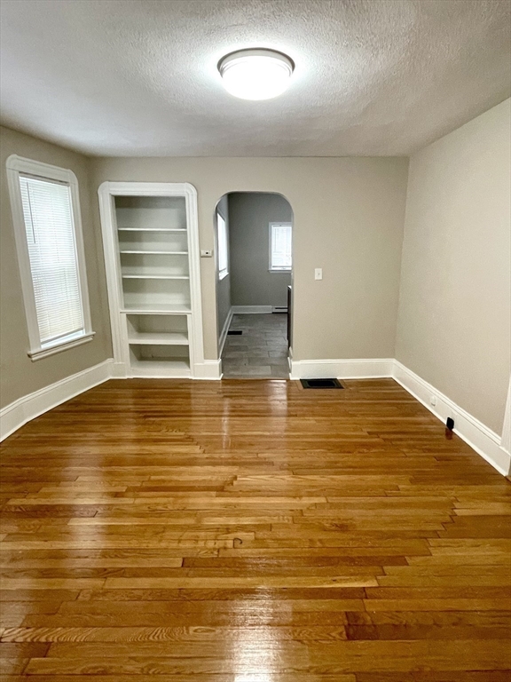 Somerville, Massachusetts, 02144, United States, 5 Bedrooms Bedrooms, ,3 BathroomsBathrooms,Residential,For Sale,1709211
