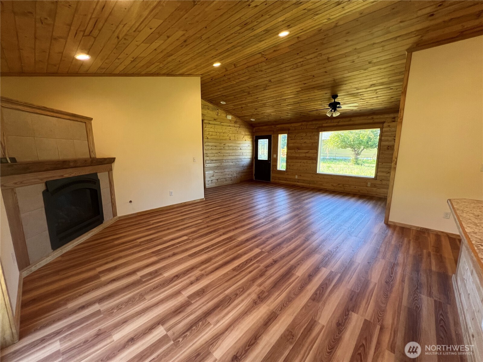 Glenoma, Washington, 98336, United States, 3 Bedrooms Bedrooms, ,1 BathroomBathrooms,Residential,For Sale,1981079