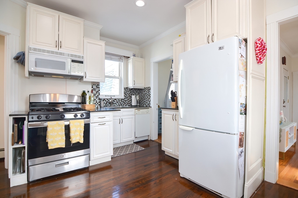 Boston, Massachusetts, 02127, United States, 2 Bedrooms Bedrooms, ,2 BathroomsBathrooms,Residential,For Sale,1826519