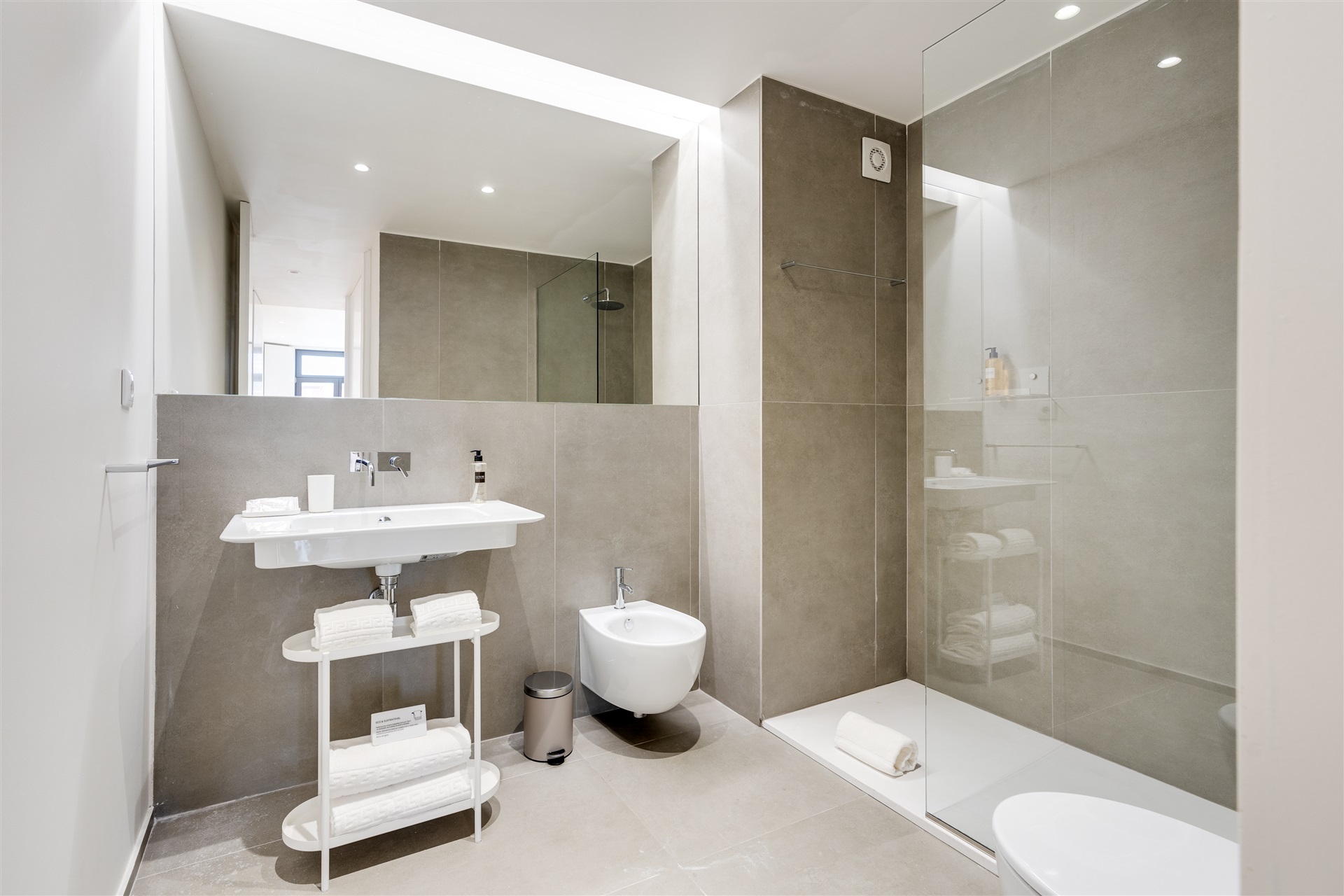  Building, 8 bedrooms, for Sale - 物件實景