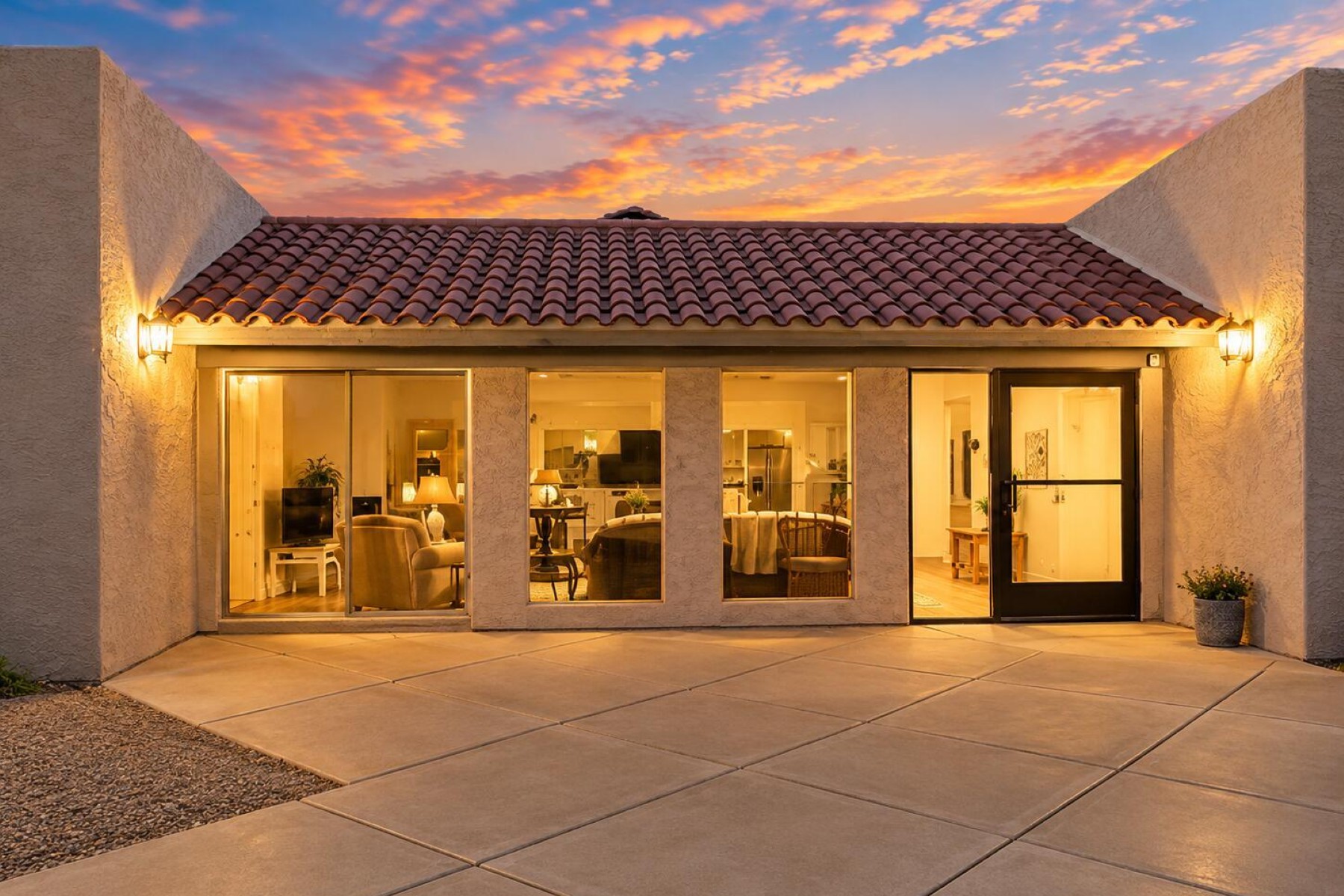  2573 W Monte Cristo Avenue  Phoenix, AZ - 物件實景