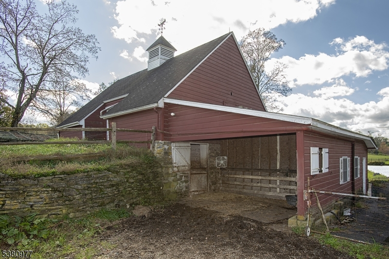 Andover Twp., New Jersey, 07860, United States, 4 Bedrooms Bedrooms, ,3 BathroomsBathrooms,Residential,For Sale,1941972