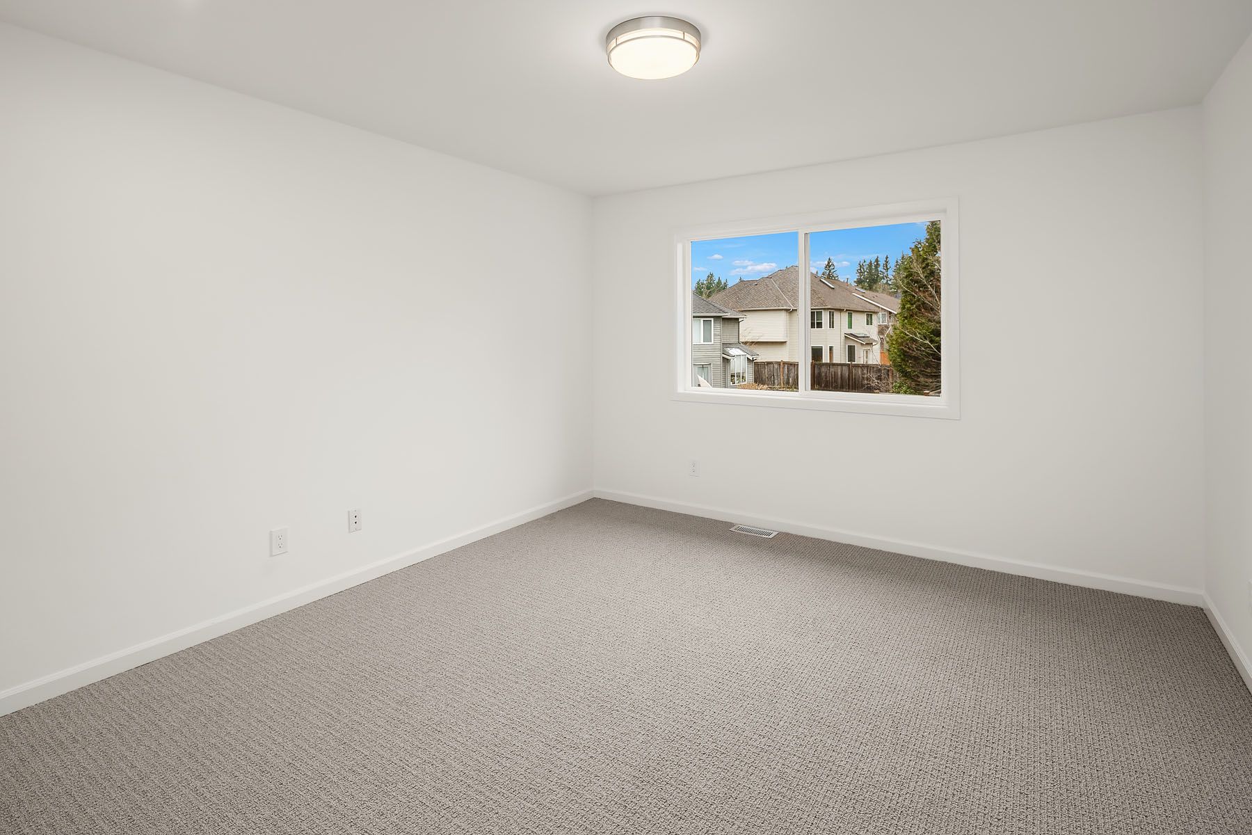  26440 SE 22nd St, Sammamish, WA 98075 - 物件實景