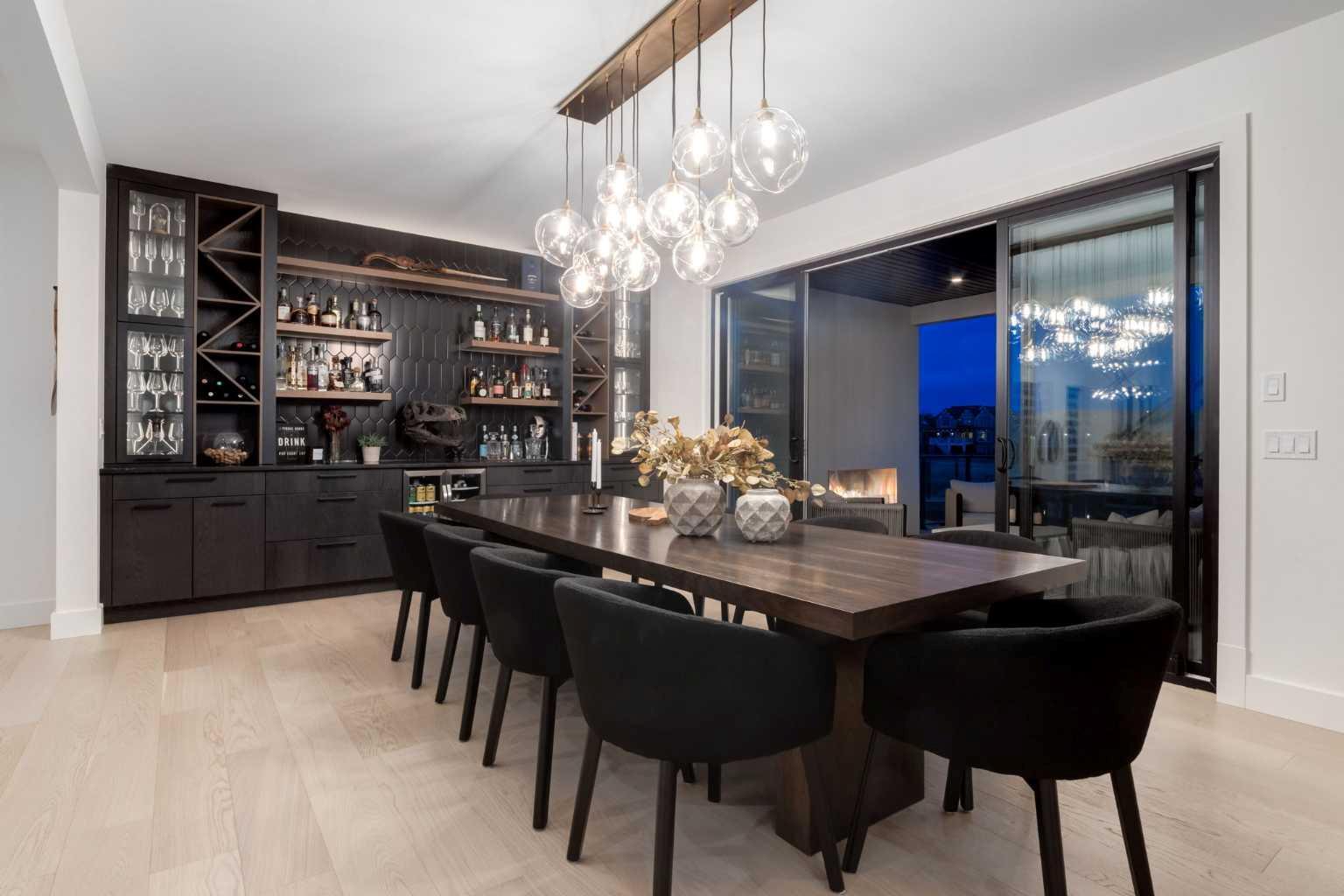 HERITAGE POINTE, Alberta, T1S 4K5, CA, 5 Bedrooms Bedrooms, ,5 BathroomsBathrooms,Residential,For Sale,1837461