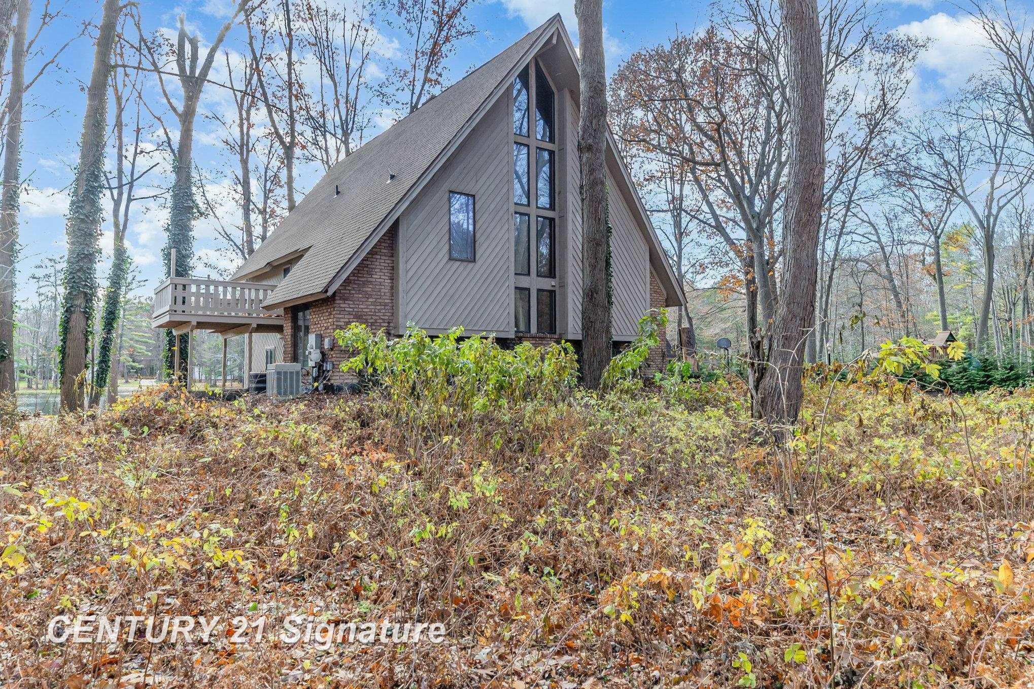 Saginaw, Michigan, 48609, United States, 4 Bedrooms Bedrooms, ,3 BathroomsBathrooms,Residential,For Sale,1994235