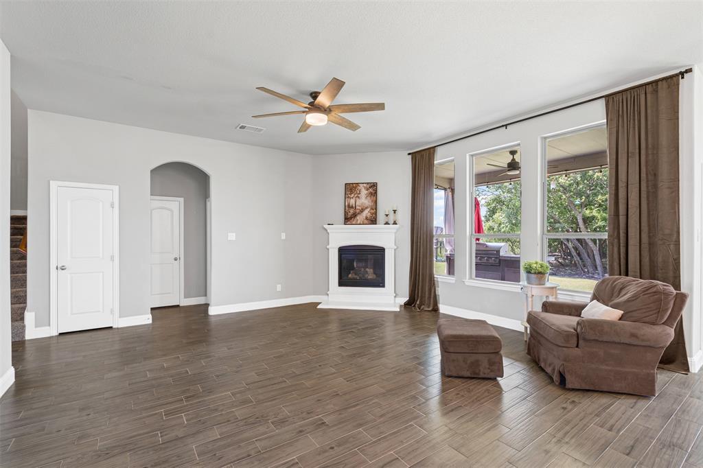 Mclendon Chisholm, Texas, 75032, United States, 4 Bedrooms Bedrooms, ,4 BathroomsBathrooms,Residential,For Sale,1944809