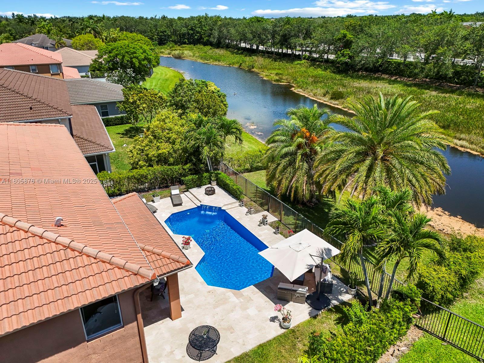 Weston, Florida, 33332, United States, 5 Bedrooms Bedrooms, ,5 BathroomsBathrooms,Residential,For Sale,1826480