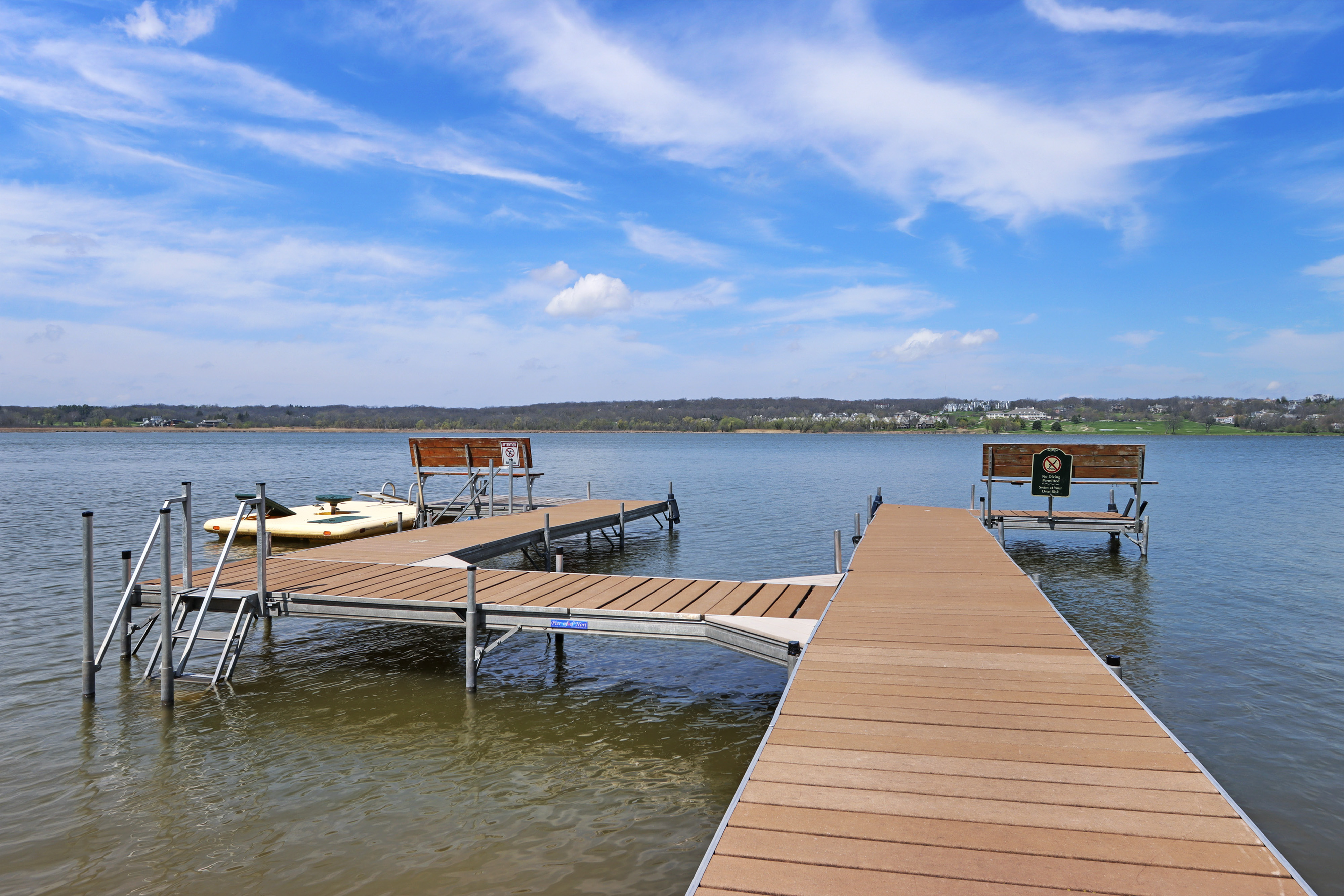  Gracious Lake Como Waterfront Retreat with Proven Rental Income - 物件實景