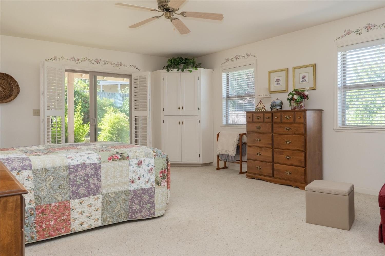 Angels Camp, California, 95222, United States, 4 Bedrooms Bedrooms, ,2 BathroomsBathrooms,Residential,For Sale,1980350