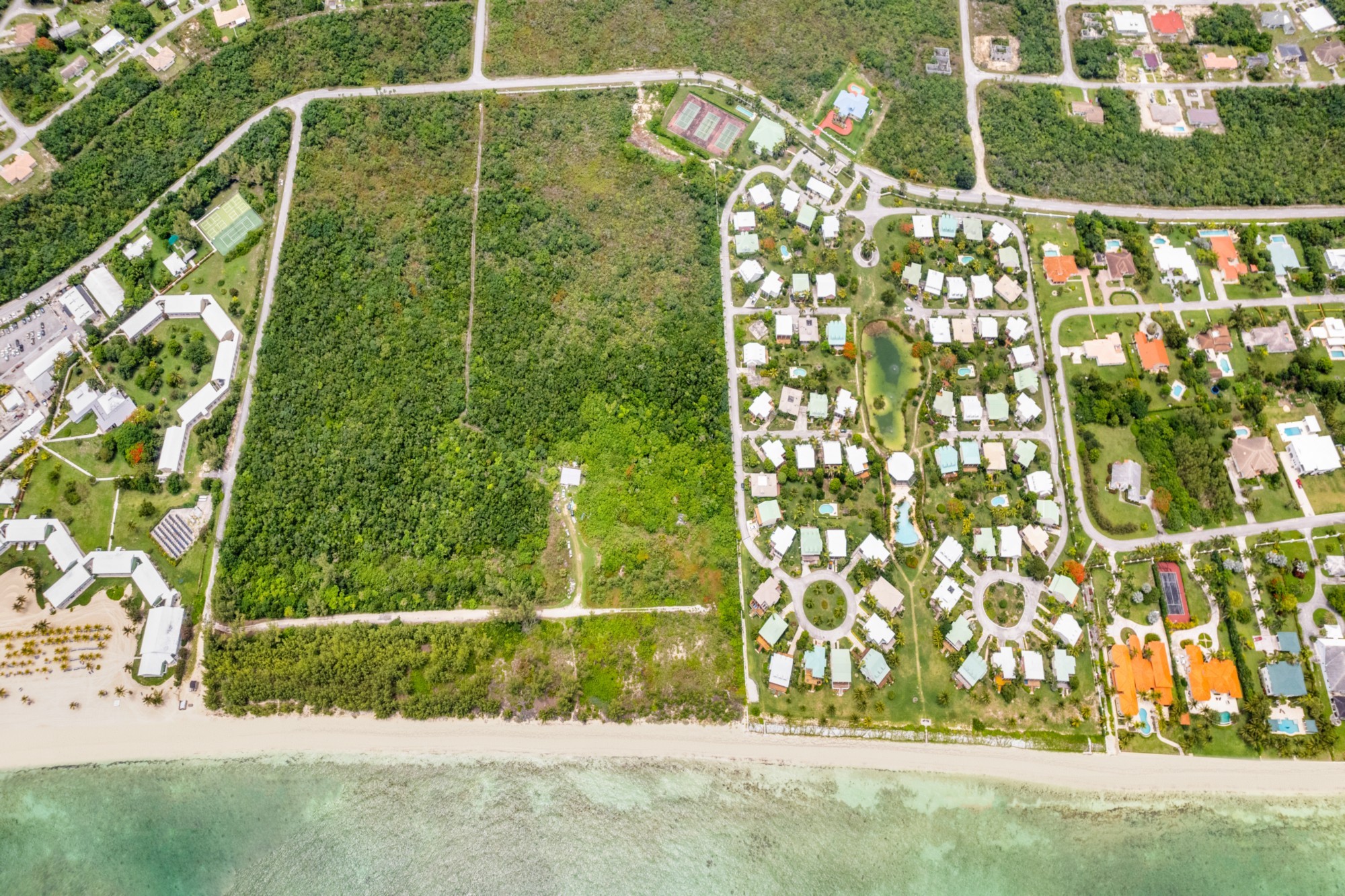  Prime Development Opportunity in Paradise - 物件實景