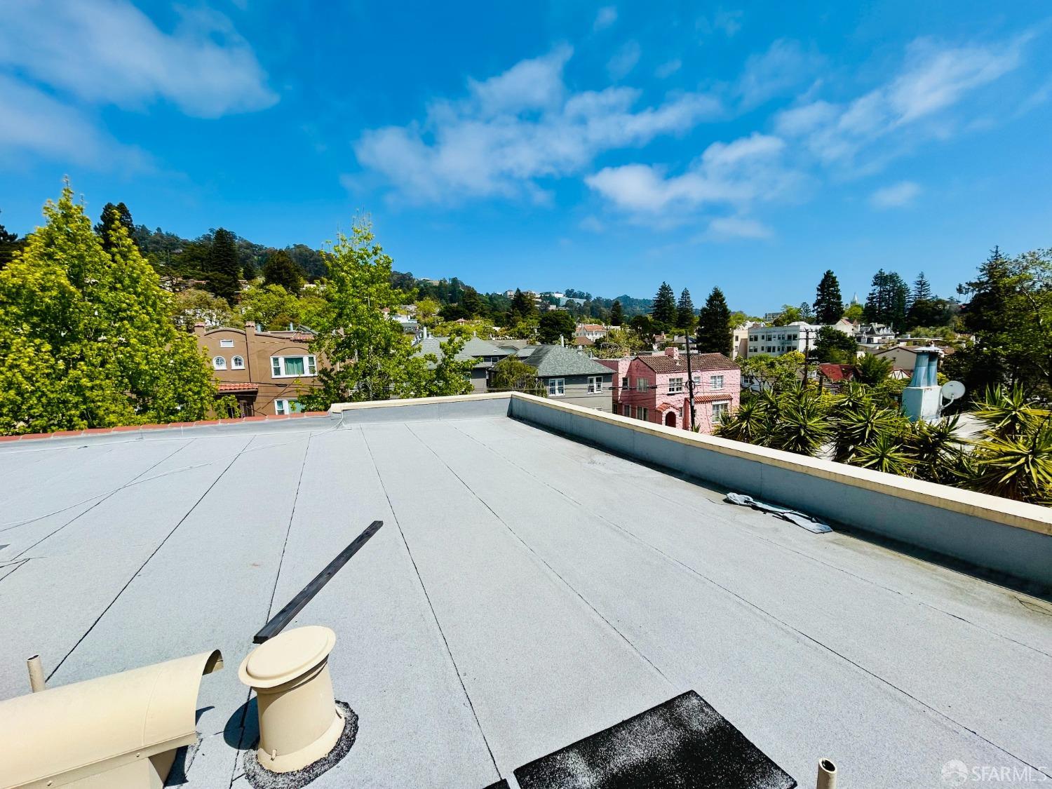 Berkeley, California, 94708, United States, 8 Bedrooms Bedrooms, ,Residential,For Sale,1940563