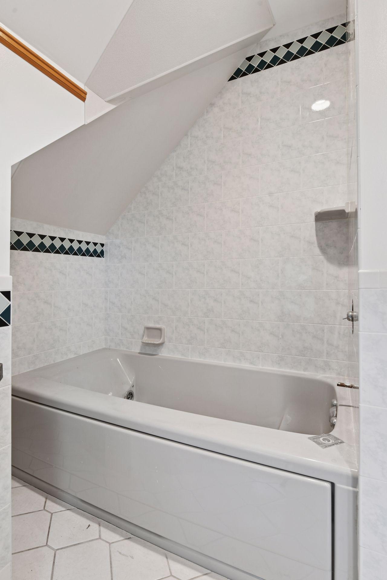 Minneapolis, Minnesota, 55403, United States, ,Residential,For Sale,1948501
