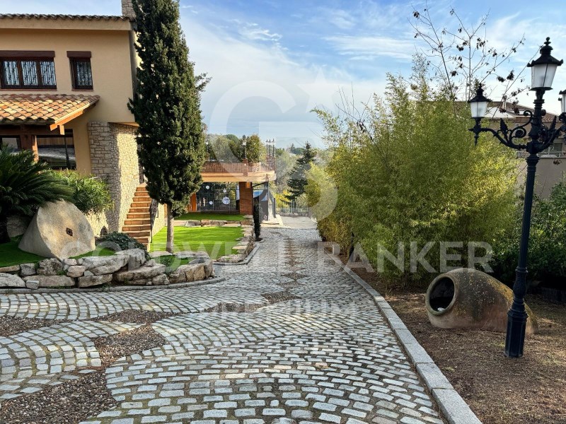 Cerdanyola del Vallès, Catalonia, ES, ,Residential,For Sale,1482989