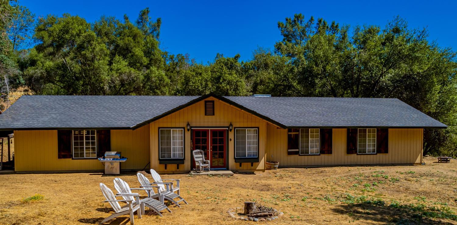 O Neals, California, 93645, United States, 3 Bedrooms Bedrooms, ,2 BathroomsBathrooms,Residential,For Sale,1981771