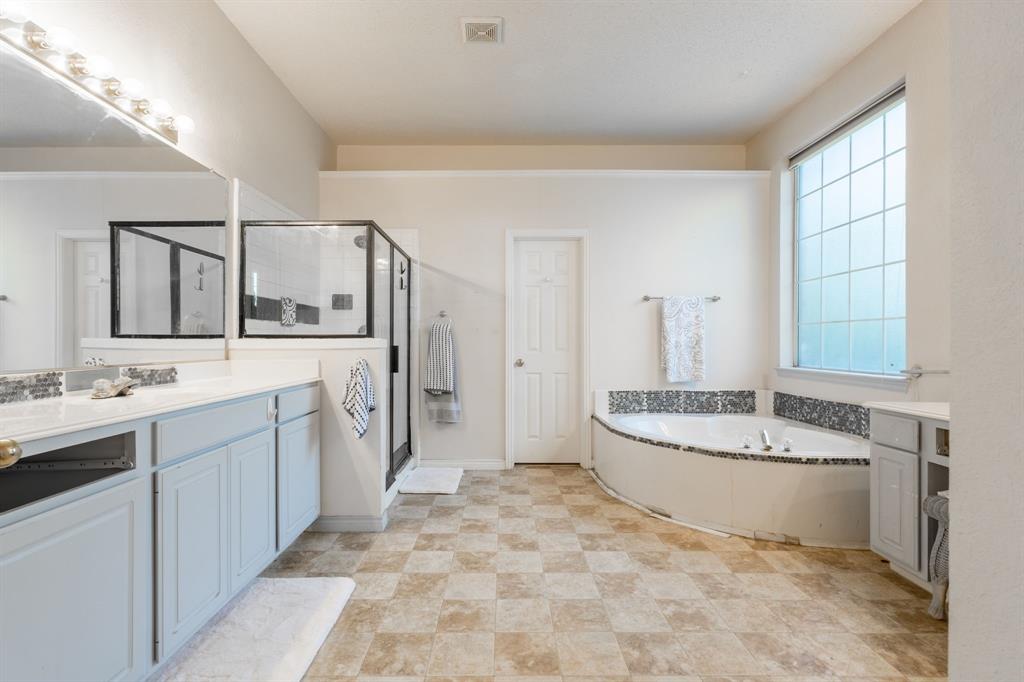 Plano, Texas, 75024, United States, 4 Bedrooms Bedrooms, ,3 BathroomsBathrooms,Residential,For Sale,1942194