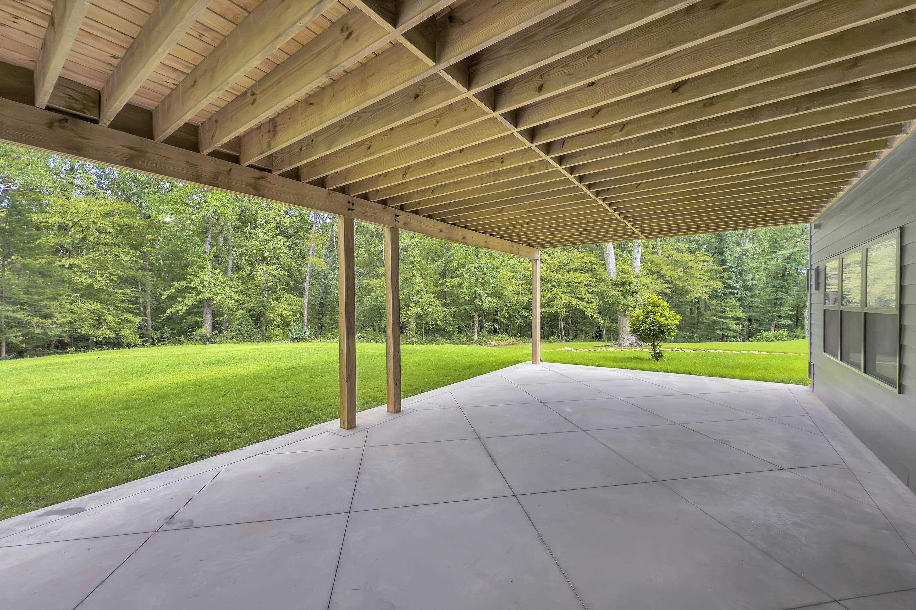 Simpsonville, South Carolina, 29681, United States, 5 Bedrooms Bedrooms, ,5 BathroomsBathrooms,Residential,For Sale,1913454