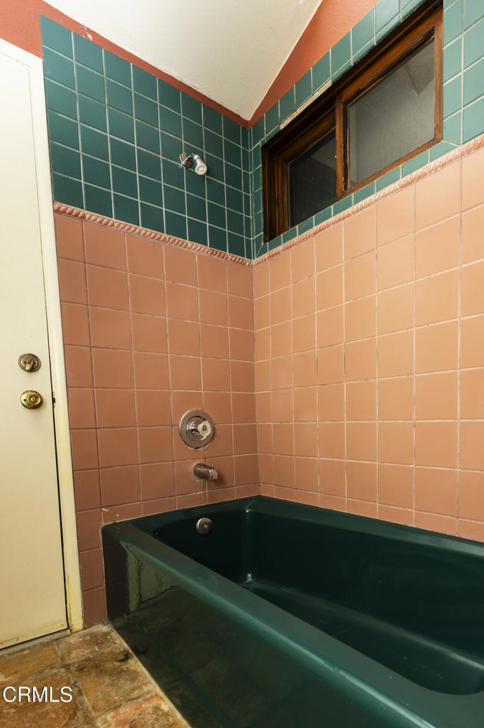 Oxnard, California, 93035, United States, 2 Bedrooms Bedrooms, ,1 BathroomBathrooms,Residential,For Sale,2048022