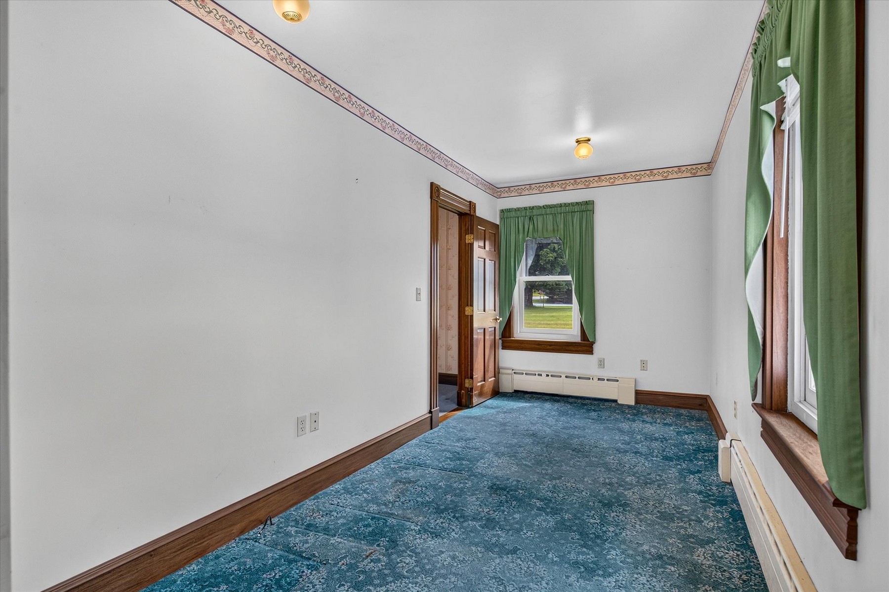  2279 North Grove Street - 物件實景