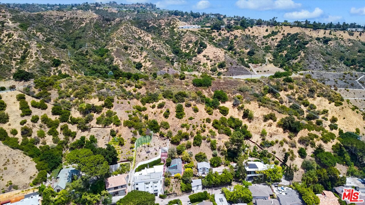 Beverly Hills, California, 90210, United States, 8 Bedrooms Bedrooms, ,3 BathroomsBathrooms,Residential,For Sale,1916732