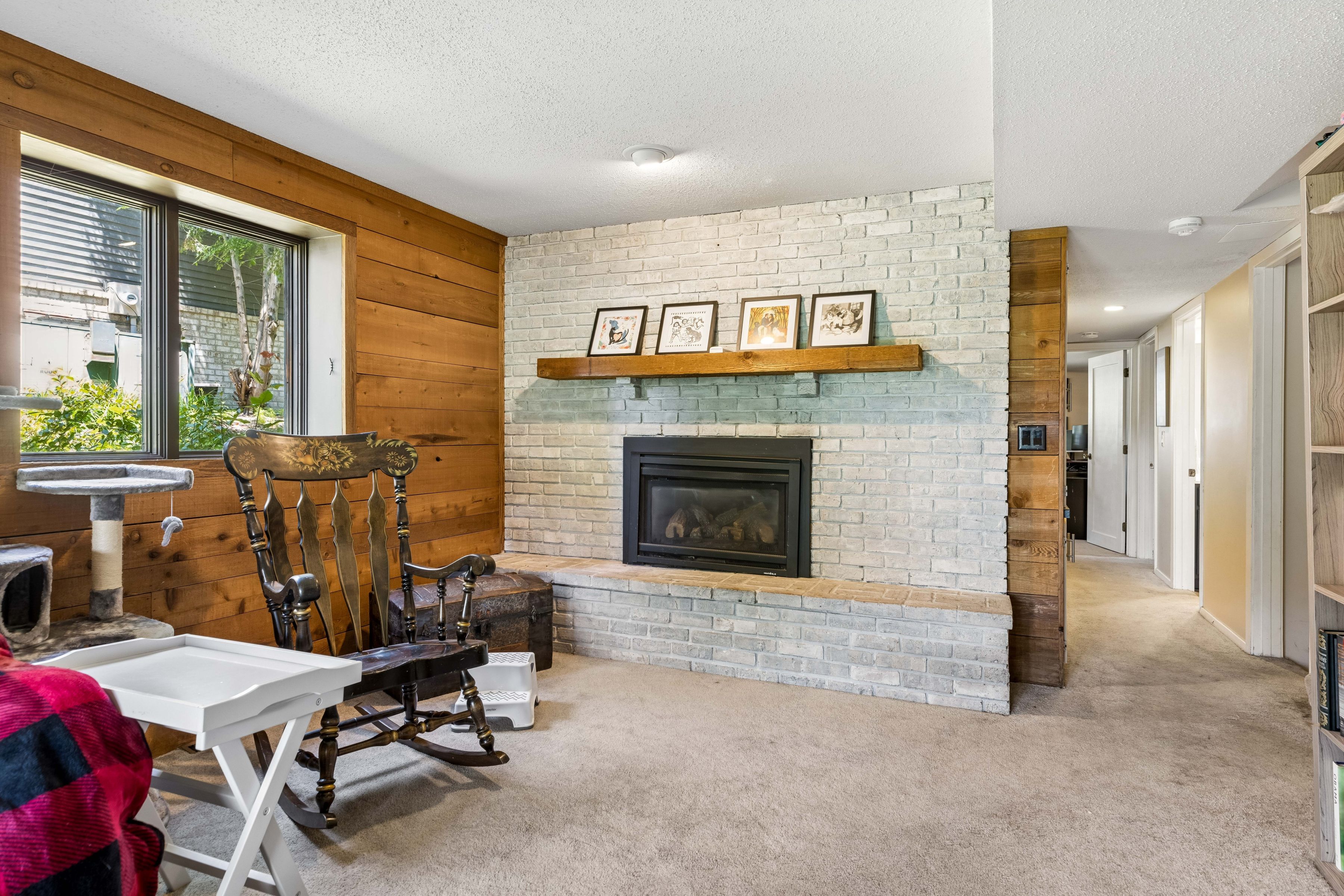  Beautifully Updated Home Overlooking Bent Creek Golf Course - 物件實景