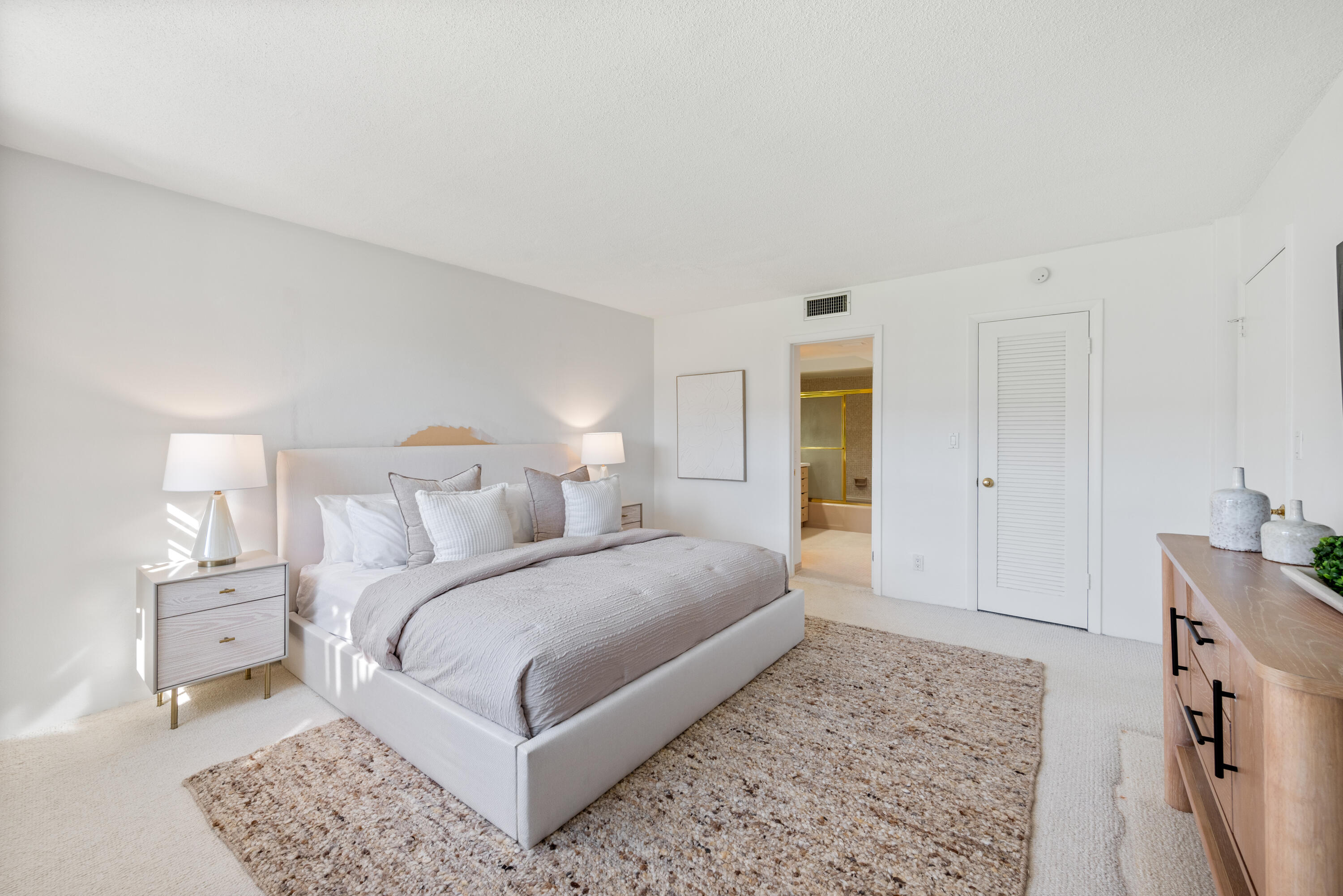 Boca Raton, Florida, 33431, United States, 2 Bedrooms Bedrooms, ,2 BathroomsBathrooms,Residential,For Sale,1957981