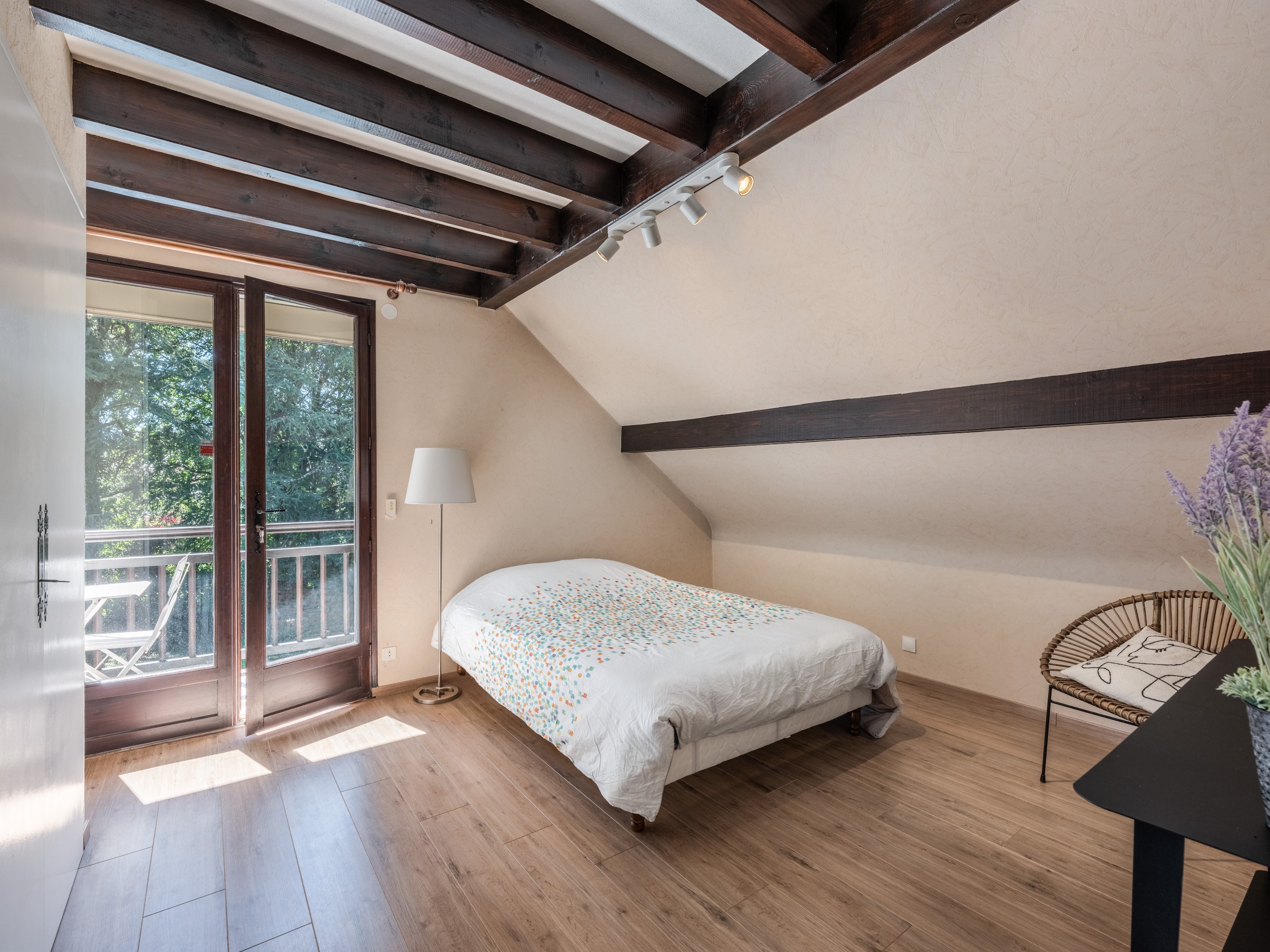  Exclusive - Charming family home with wooded grounds and swimming pool, 10 minu… - 物件實景