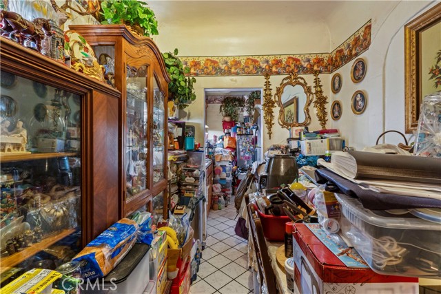 Los Angeles, California, 90022, United States, 5 Bedrooms Bedrooms, ,Residential,For Sale,1979575