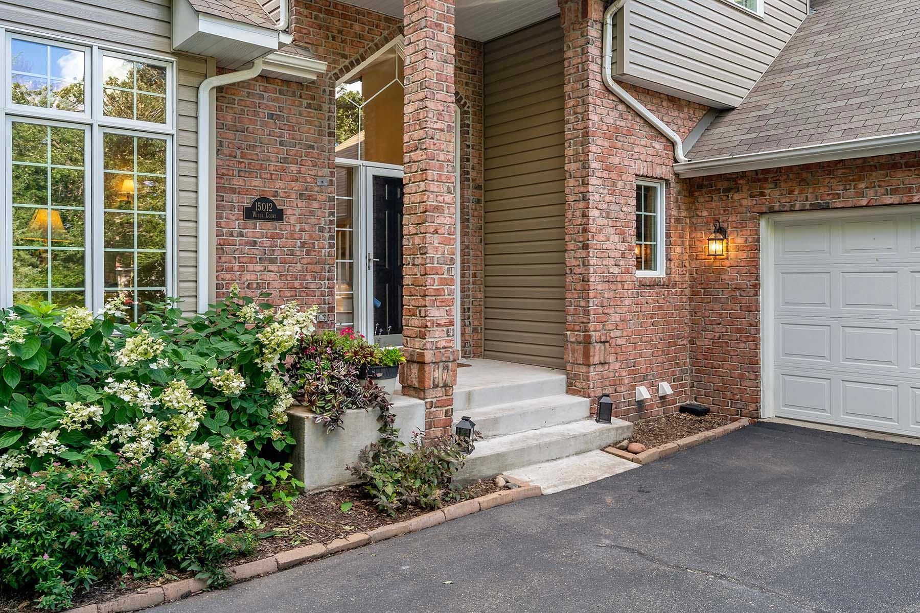 Burnsville, Minnesota, 55306, United States, 5 Bedrooms Bedrooms, ,3 BathroomsBathrooms,Residential,For Sale,1924663