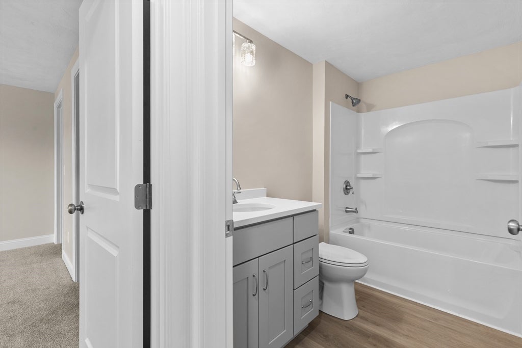 Plymouth, Massachusetts, 02360, United States, 3 Bedrooms Bedrooms, ,4 BathroomsBathrooms,Residential,For Sale,2048350