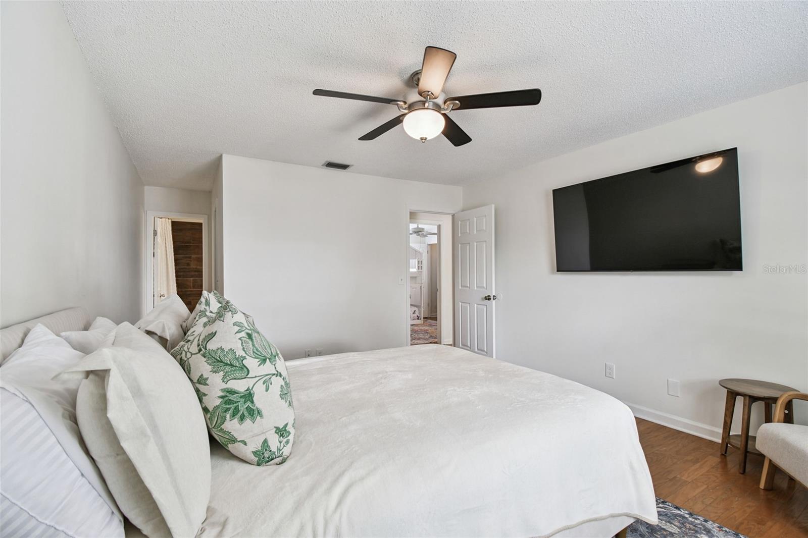 Tampa, Florida, 33609, United States, 3 Bedrooms Bedrooms, ,3 BathroomsBathrooms,Residential,For Sale,1981719