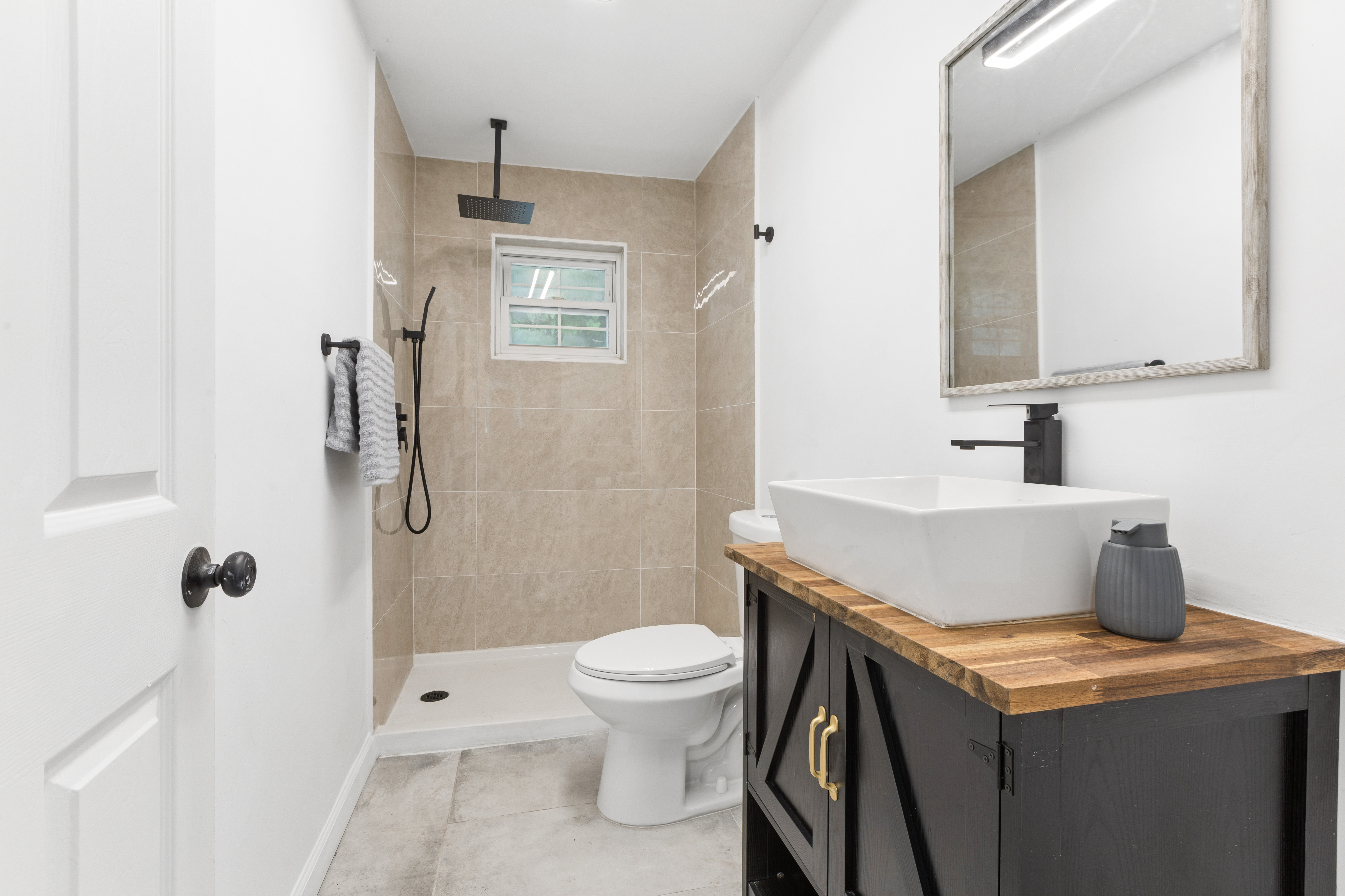  715 17th Street, Newport News, VA 23607 - 物件實景